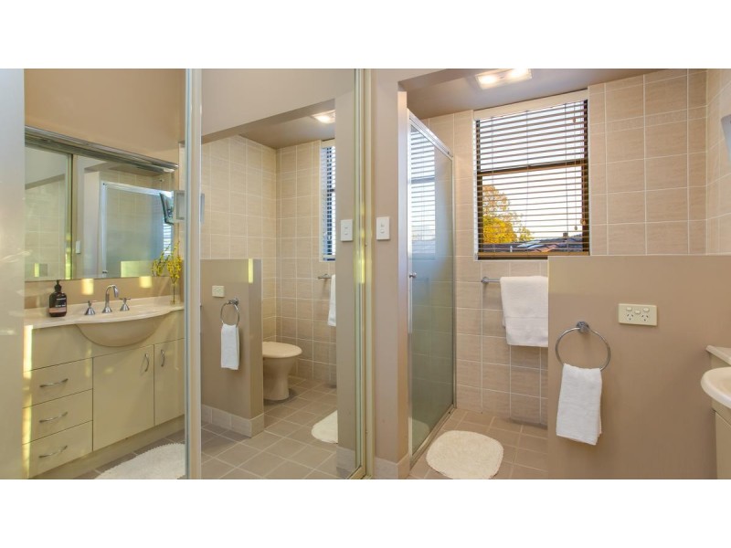 24 Farm Street, Speers Point NSW 2284