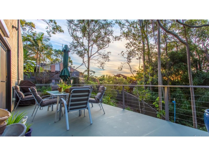 8 Barossa Close, Eleebana NSW 2282