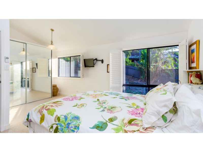 8 Barossa Close, Eleebana NSW 2282