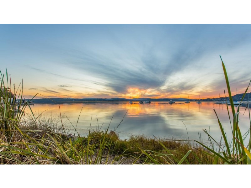 8 Barossa Close, Eleebana NSW 2282