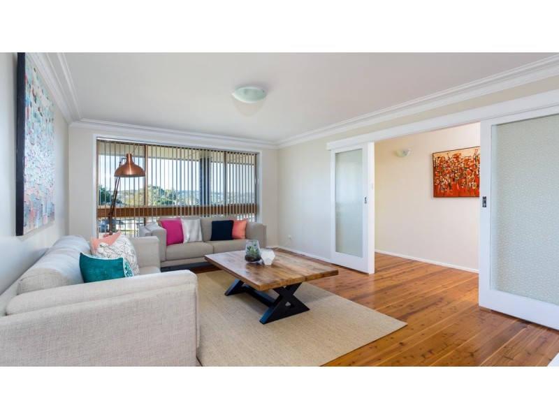 2 Carmen Road, Macquarie Hills NSW 2285