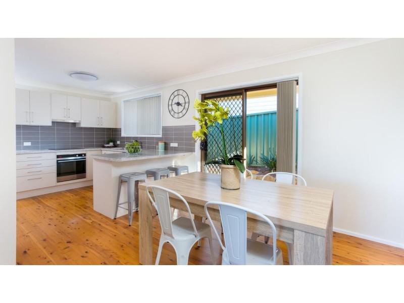 2 Carmen Road, Macquarie Hills NSW 2285