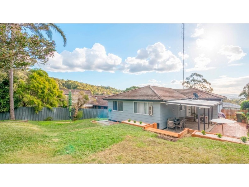 33 Newbold Road, Macquarie Hills NSW 2285