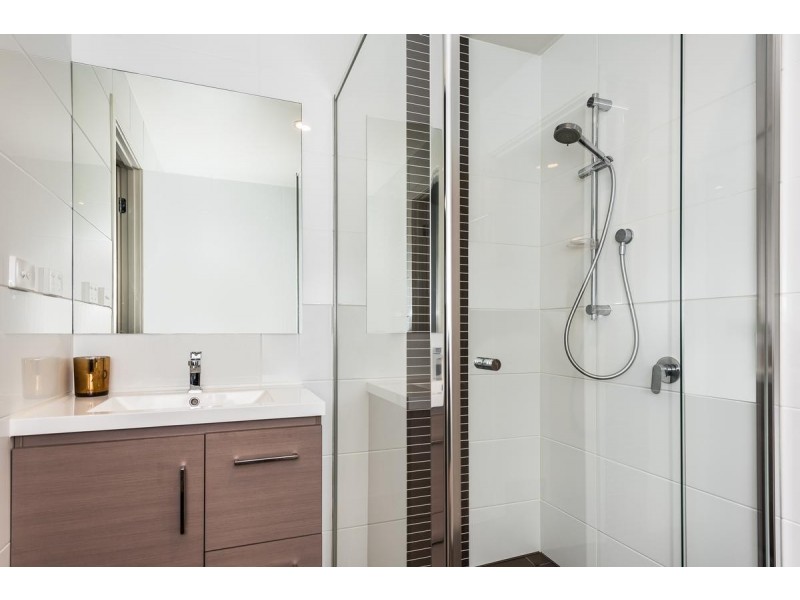 E109/11 Ernest Street, Belmont NSW 2280