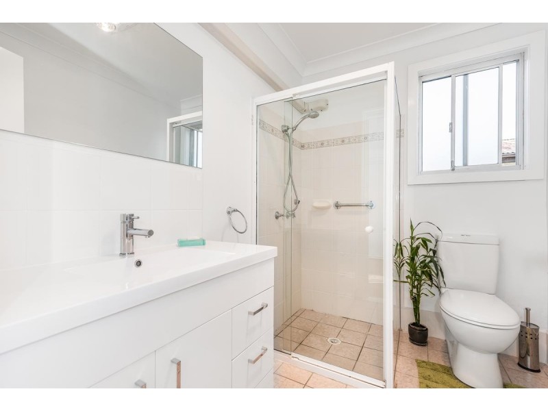 28 Yorston Street, Warners Bay NSW 2282