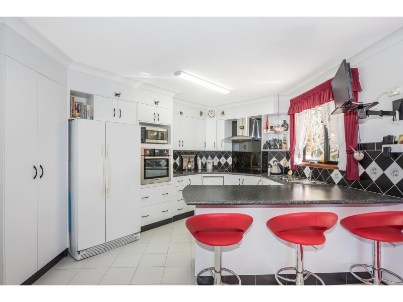 3 Canning Close, Tingira Heights NSW 2290