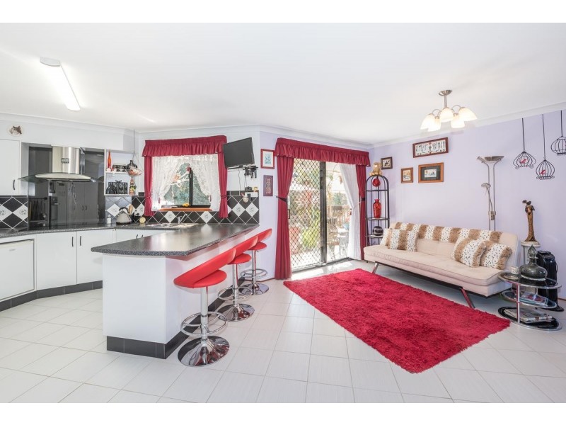 3 Canning Close, Tingira Heights NSW 2290