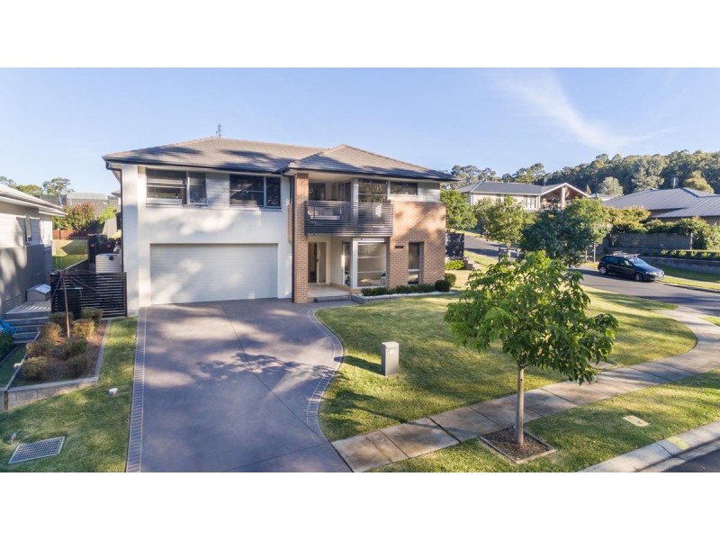 41 Waterside Drive, Fletcher NSW 2287