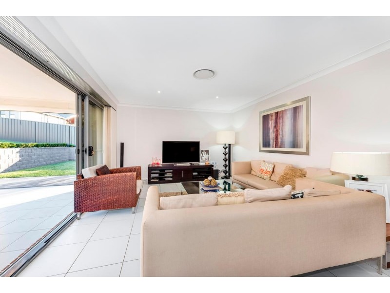 41 Waterside Drive, Fletcher NSW 2287