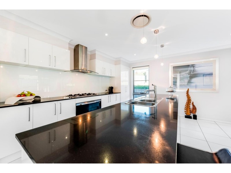 41 Waterside Drive, Fletcher NSW 2287