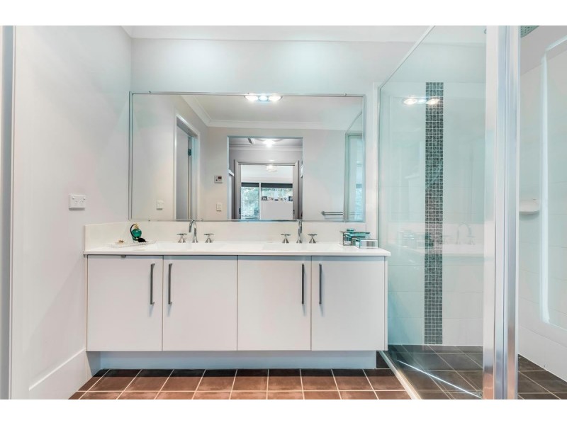 41 Waterside Drive, Fletcher NSW 2287