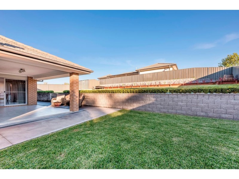 41 Waterside Drive, Fletcher NSW 2287