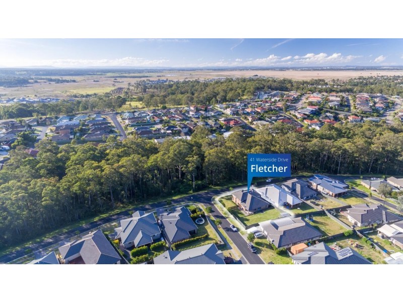 41 Waterside Drive, Fletcher NSW 2287
