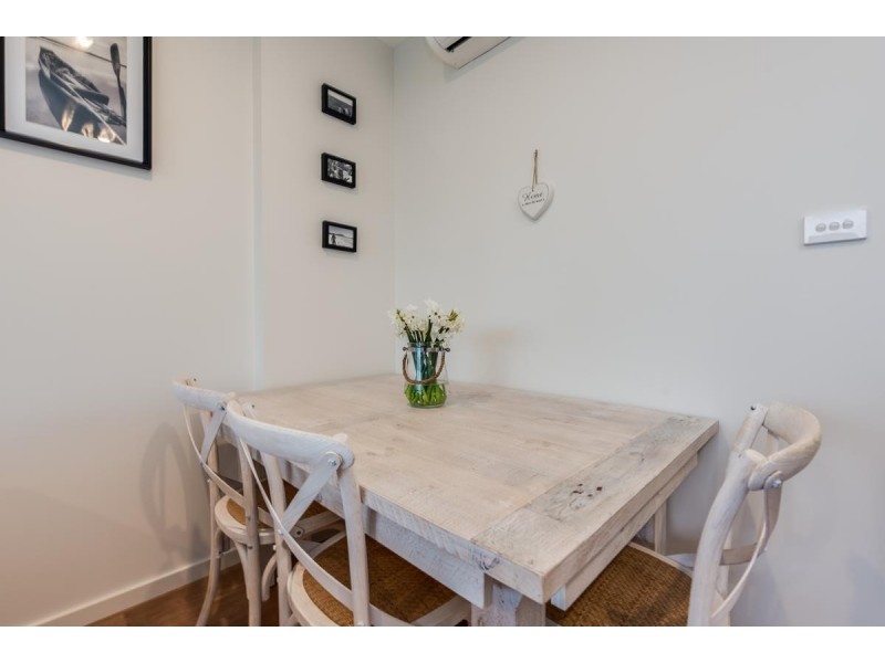 211/6 Charles Street, Charlestown NSW 2290