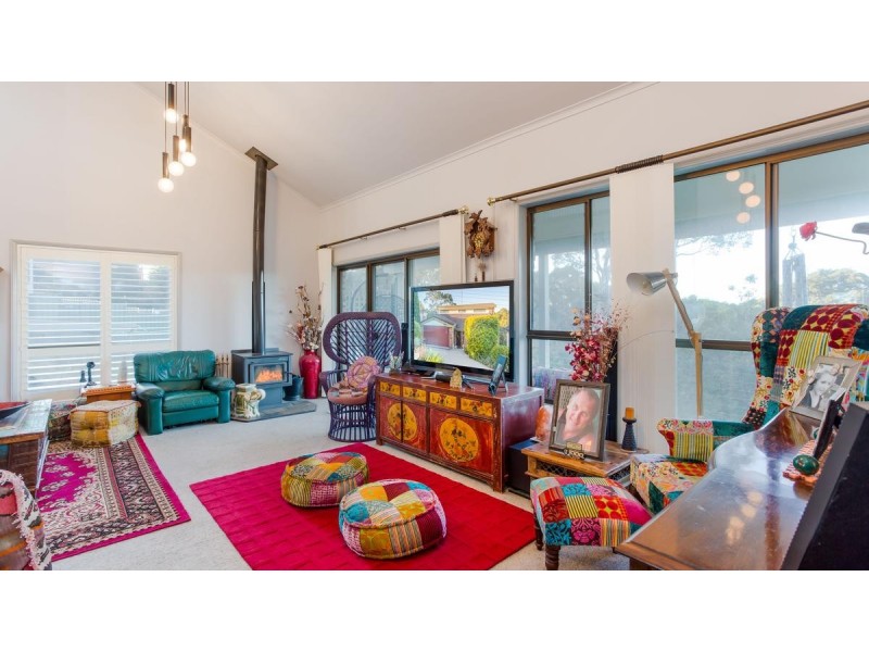 8 Exford Avenue, Macquarie Hills NSW 2285