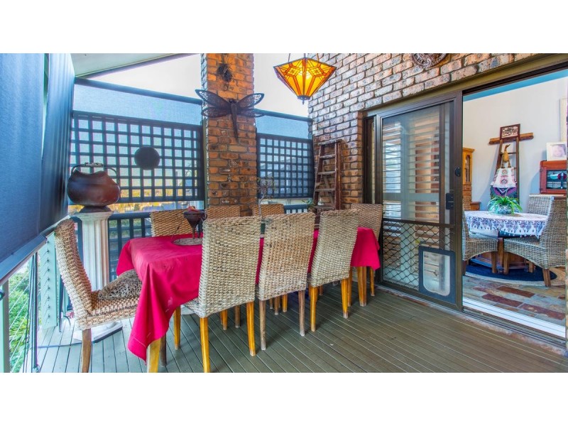 8 Exford Avenue, Macquarie Hills NSW 2285