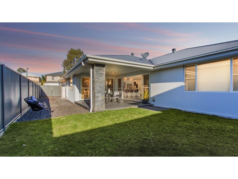 92 Dalmeny Drive, Macquarie Hills NSW 2285