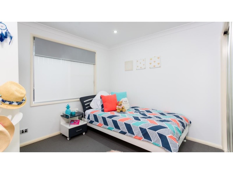 92 Dalmeny Drive, Macquarie Hills NSW 2285