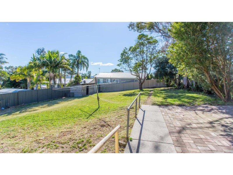 9 Fifth Street, Boolaroo NSW 2284