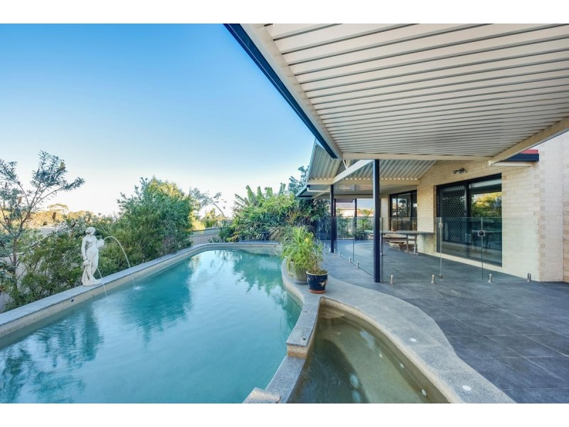 10 Maximillian Drive, Floraville NSW 2280