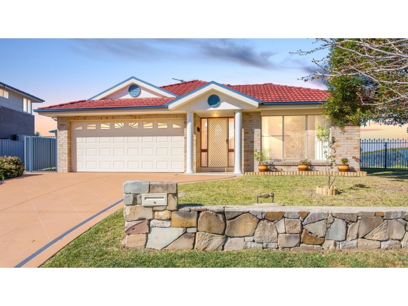 18 The Hill, Valentine NSW 2280