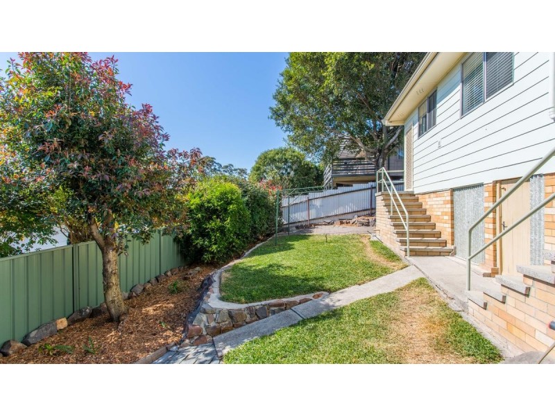 16 Cressington Way, Wallsend NSW 2287