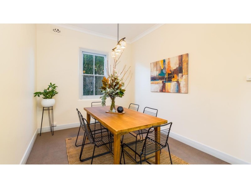 4 Thomas Street, Hamilton South NSW 2303