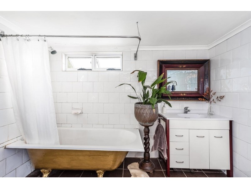 39 Bourke Street, Carrington NSW 2294