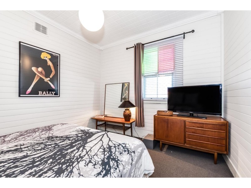 39 Bourke Street, Carrington NSW 2294