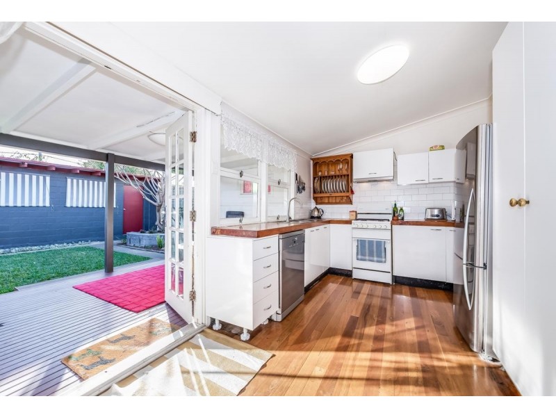 39 Bourke Street, Carrington NSW 2294