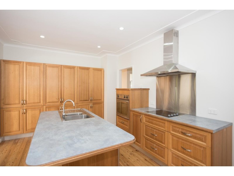 12 Wendy Street, Cardiff NSW 2285