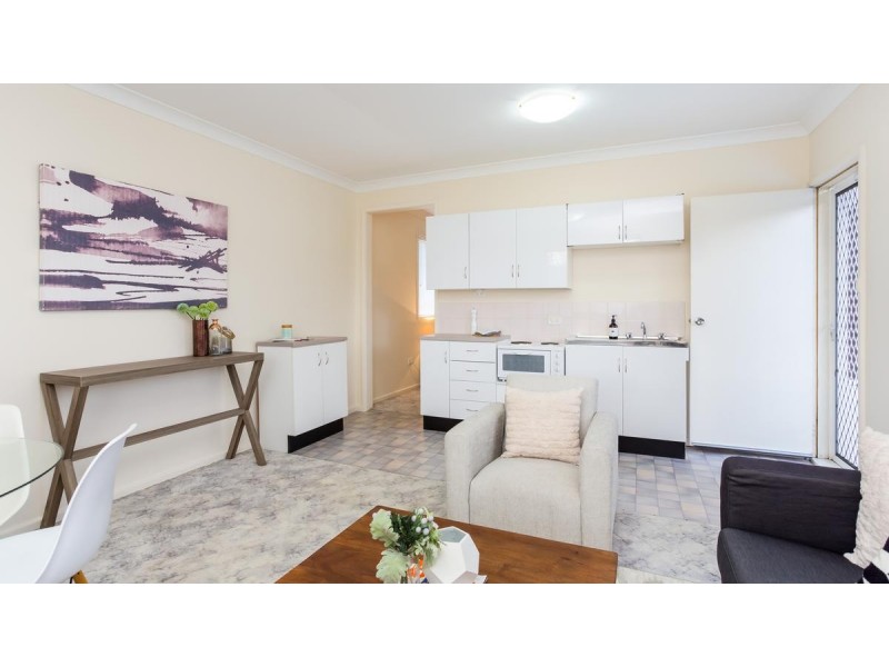 18 Lawson Road, Macquarie Hills NSW 2285