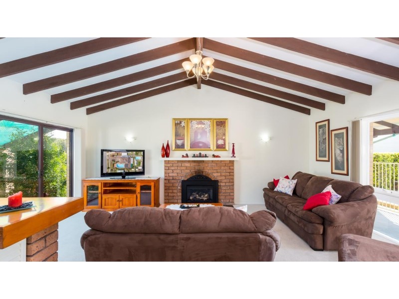 36 Regal Way, Valentine NSW 2280