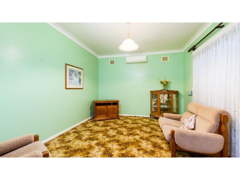 27 Queens Avenue, Cardiff NSW 2285