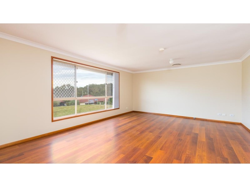 1 Roscrea Crescent, Mount Hutton NSW 2290