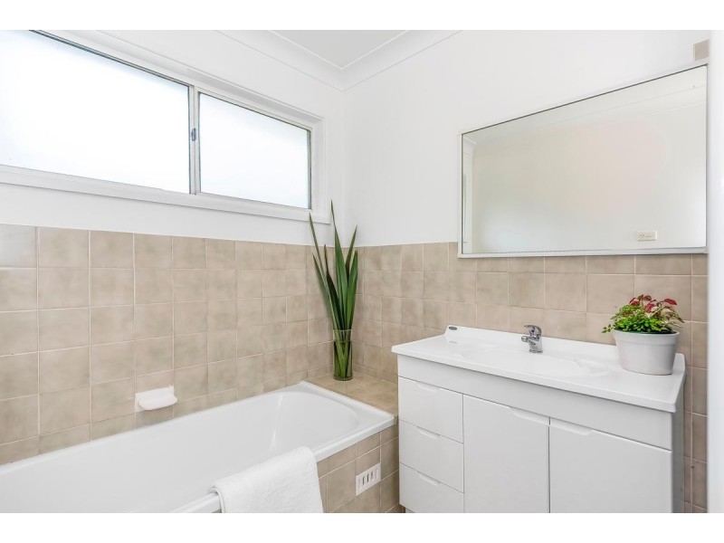 5 Davies Street, Cardiff NSW 2285