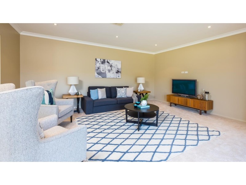 45 Lawson Road, Macquarie Hills NSW 2285