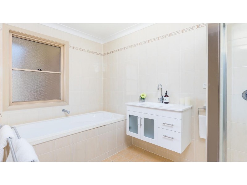 45 Lawson Road, Macquarie Hills NSW 2285