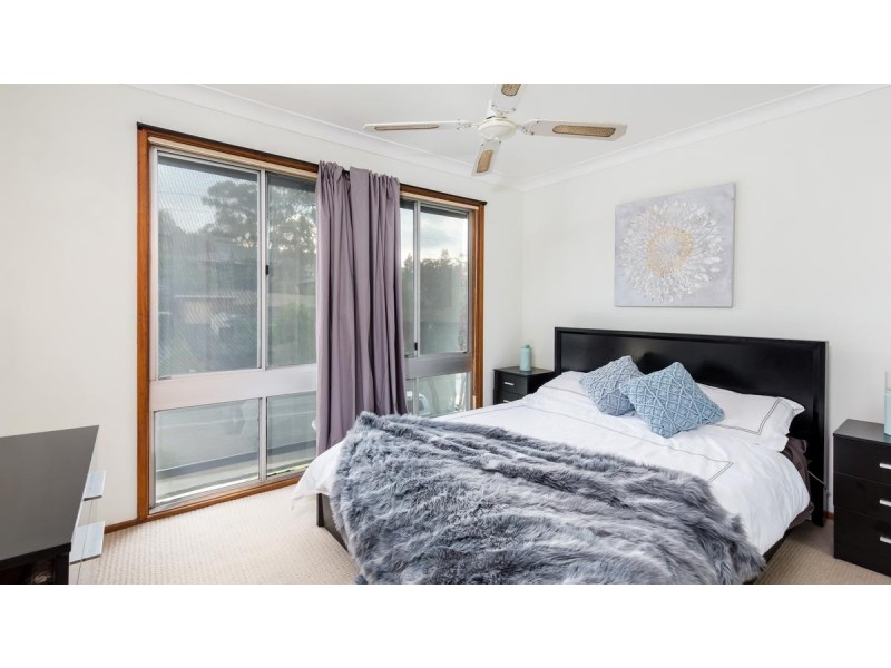 100 Lawson Road, Macquarie Hills NSW 2285