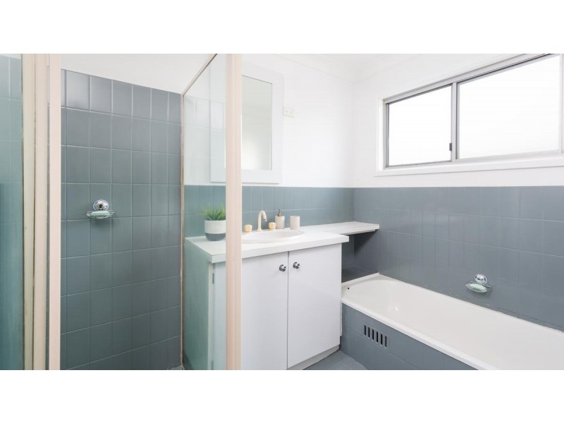 100 Lawson Road, Macquarie Hills NSW 2285