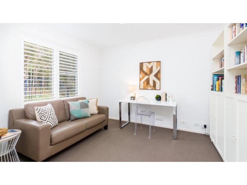 9 Plumridge Close, Warners Bay NSW 2282