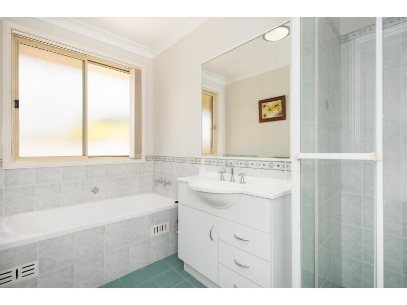 6 Morinda Court, Valentine NSW 2280