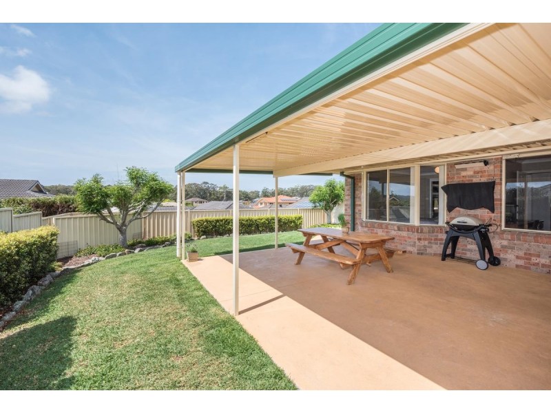 6 Morinda Court, Valentine NSW 2280