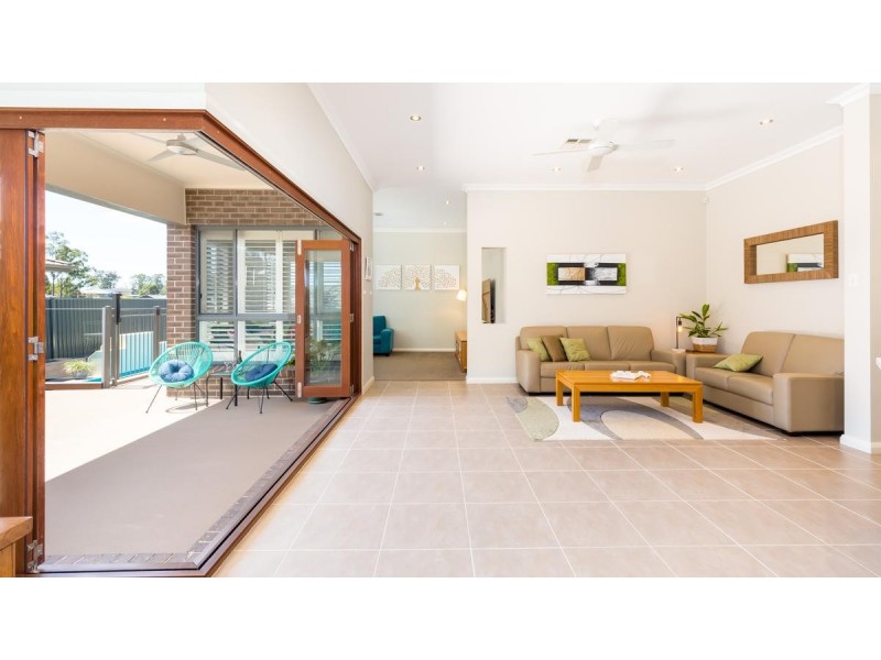 5 Rosella Street, Fletcher NSW 2287