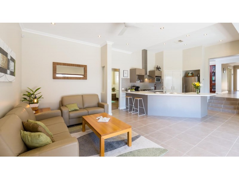 5 Rosella Street, Fletcher NSW 2287