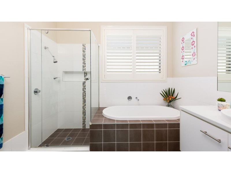 5 Rosella Street, Fletcher NSW 2287