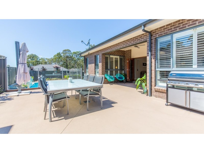 5 Rosella Street, Fletcher NSW 2287