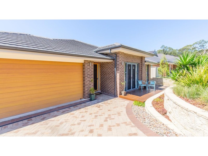 5 Rosella Street, Fletcher NSW 2287