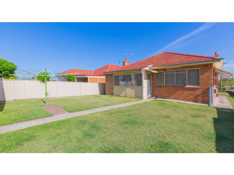 13 Marks Street, Belmont NSW 2280