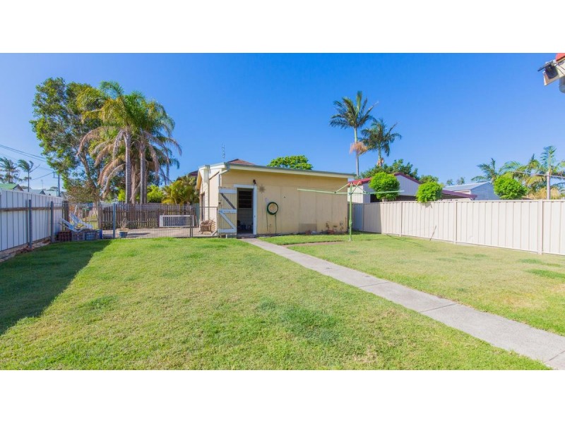 13 Marks Street, Belmont NSW 2280